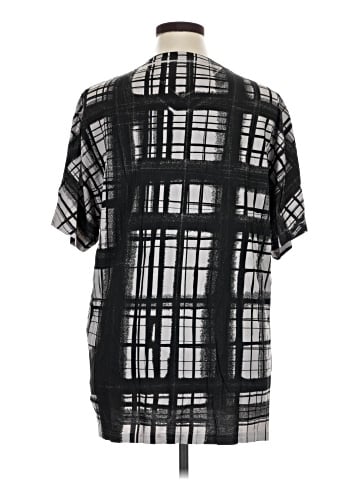 On The Byas Short Sleeve T-Shirt (view 2)