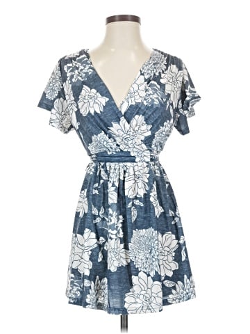 Unbranded Casual Dress (view 1)