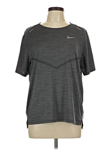 Nike Active T-Shirt (view 1)