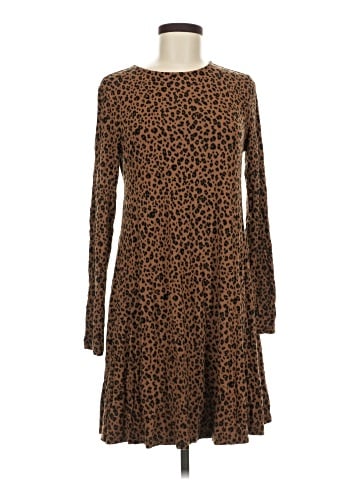 Old Navy Casual Dress (view 1)
