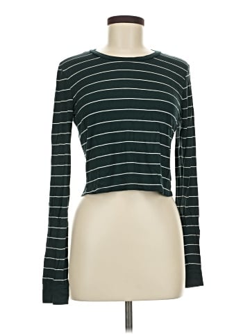 Forever 21 Long Sleeve T-Shirt (view 1)