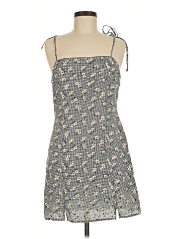 Urban Outfitters Casual Dress (view 1)