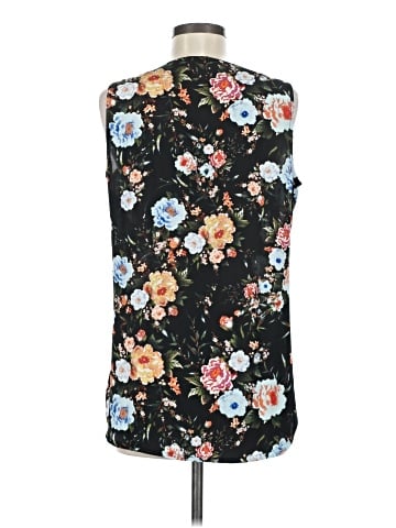 Rose + Olive Sleeveless Blouse (view 2)