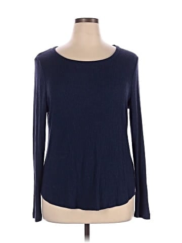 Old Navy Pullover Sweater (view 1)