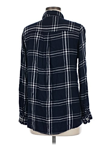 Guess Long Sleeve Button-Down Shirt (view 2)