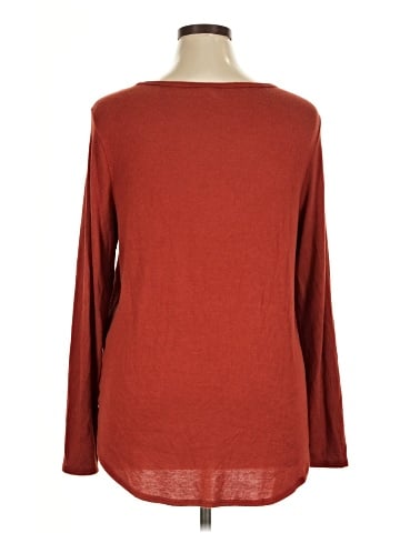 Old Navy Pullover Sweater (view 2)