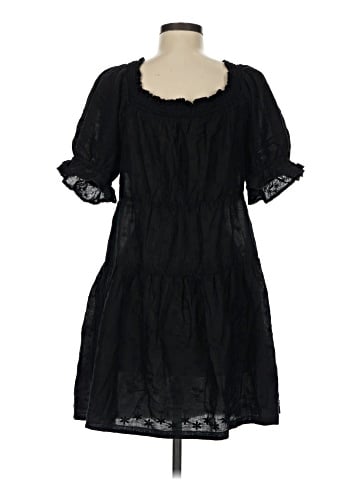 Old Navy Casual Dress (view 2)