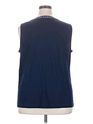 Croft & Barrow Casual Dress (view 2)