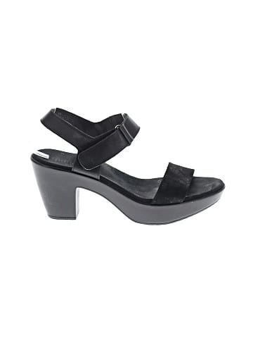 Munro American Sandals (view 1)