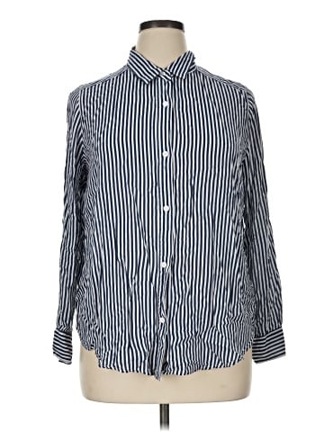 Liz Claiborne Long Sleeve Button-Down Shirt (view 1)