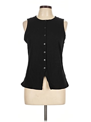 Old Navy Sleeveless Button-Down Shirt (view 1)