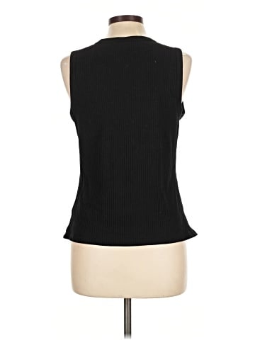 Old Navy Sleeveless Button-Down Shirt (view 2)