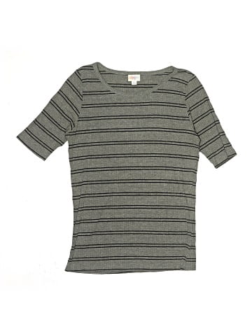 Lularoe 3/4 Sleeve T-Shirt (view 1)