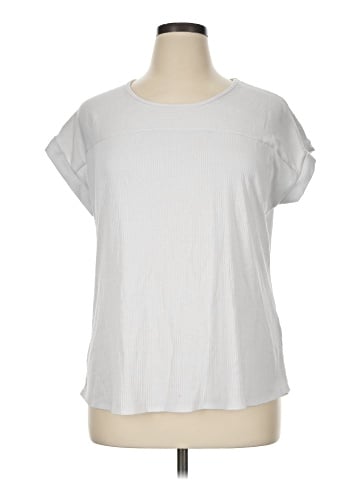 Star Vixen Short Sleeve Top (view 1)