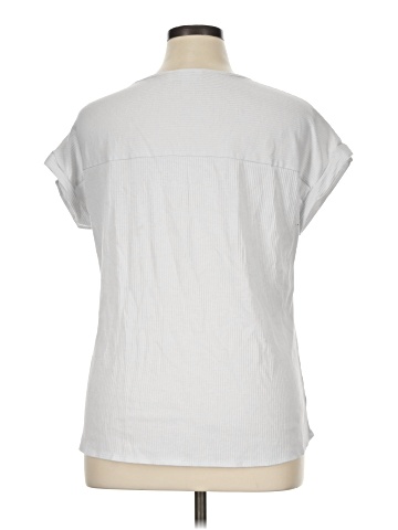 Star Vixen Short Sleeve Top (view 2)