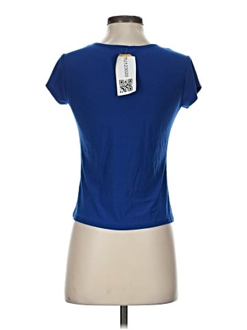 Bleeker & McDougal Short Sleeve Top (view 2)