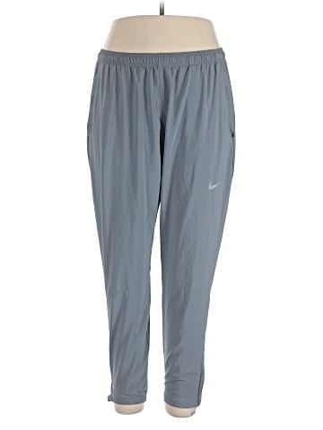 Nike Active Pants (view 1)