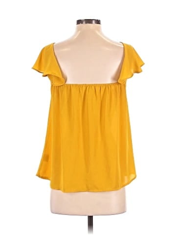 Pink Rose Sleeveless Blouse (view 2)