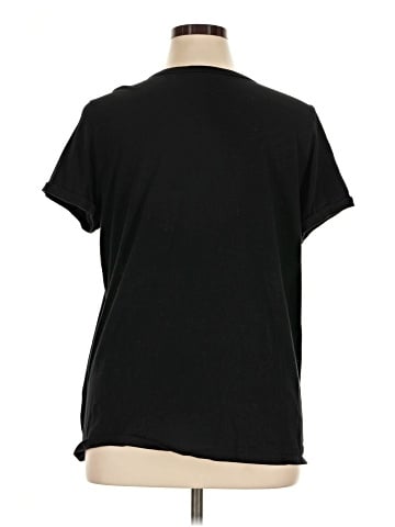 Torrid Short Sleeve T-Shirt (view 2)