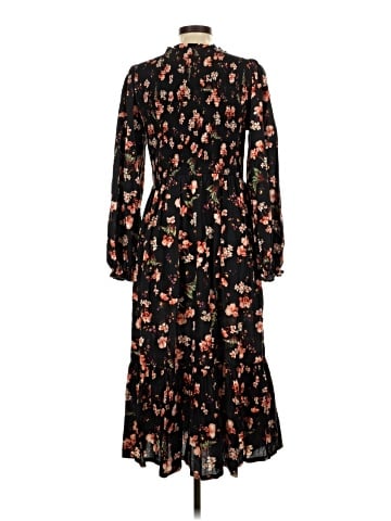 Old Navy Casual Dress (view 2)