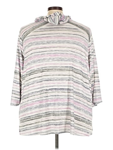 Catherines Poncho (view 2)