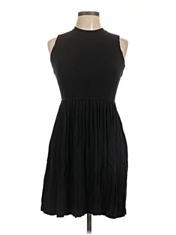 Zesica Casual Dress (view 1)