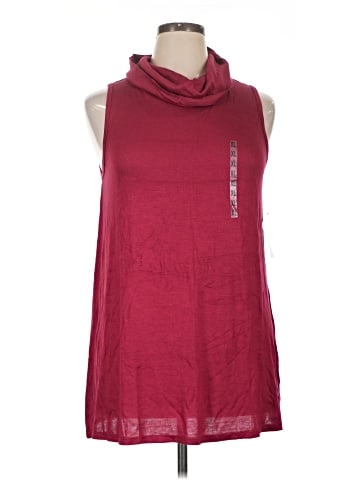 Signature Studio Sleeveless Top (view 1)