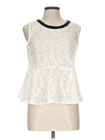Socialite Sleeveless Blouse (view 1)