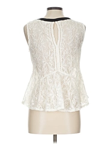 Socialite Sleeveless Blouse (view 2)