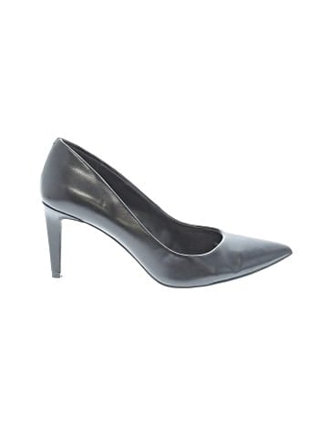 Kelly & Katie Heels (view 1)