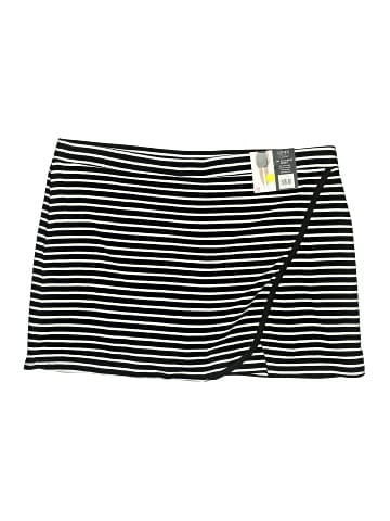 Jones New York Signature Skort (view 1)