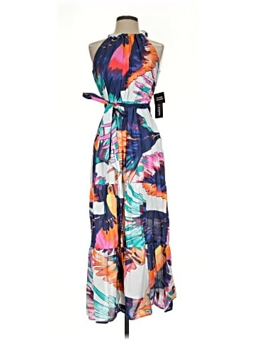 Isabel & Nina Casual Dress (view 1)