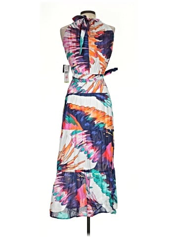 Isabel & Nina Casual Dress (view 2)