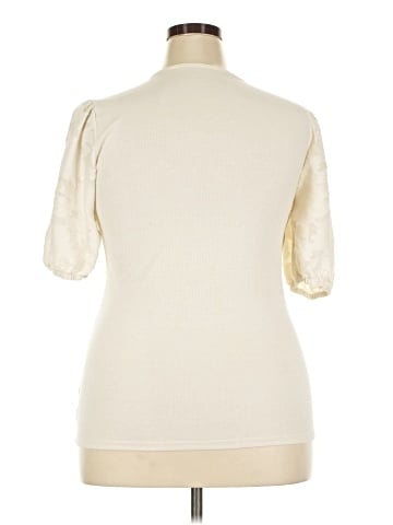 Torrid Short Sleeve Top (view 2)