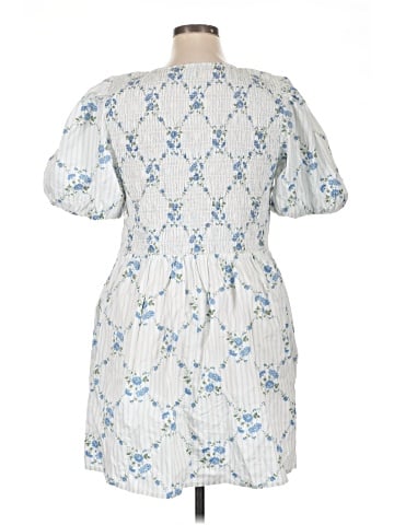 Old Navy Cocktail Dress (view 2)
