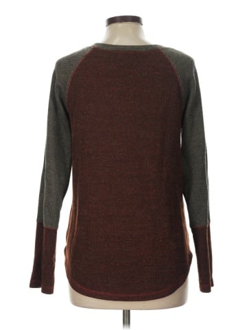 Hem & Thread Pullover Sweater (view 2)