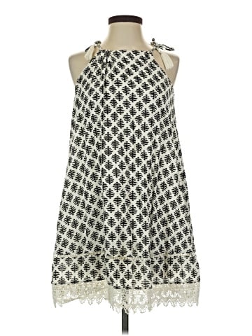 Old Navy Casual Dress (view 1)