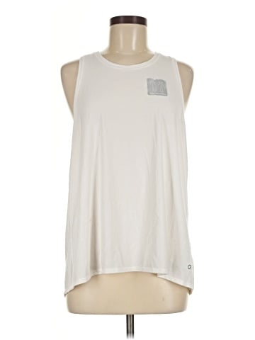 Gap Fit Sleeveless T-Shirt (view 1)