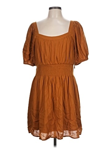 Old Navy Casual Dress (view 1)