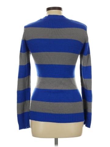 No Boundaries Pullover Sweater (view 2)