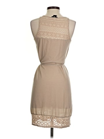 H&M Casual Dress (view 2)