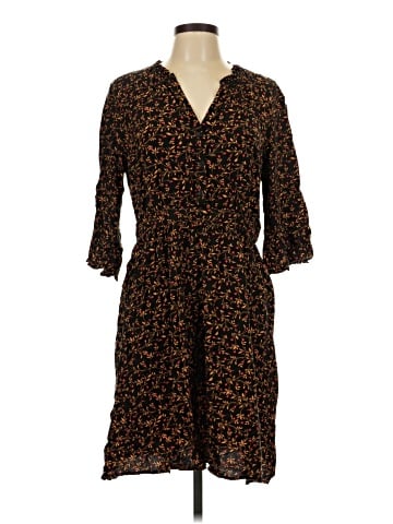 Old Navy Casual Dress (view 1)