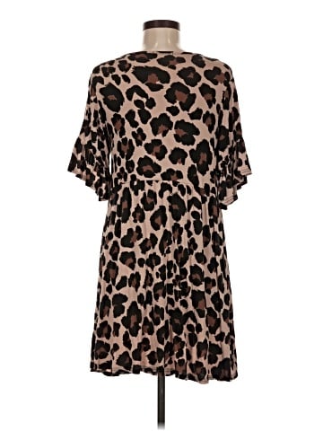 Boohoo Casual Dress (view 2)