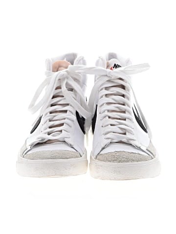 Nike Sneakers (view 2)