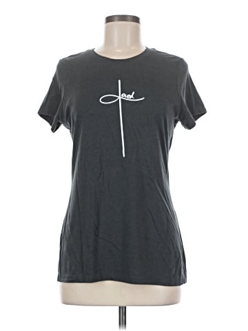 District. Short Sleeve Top (view 1)