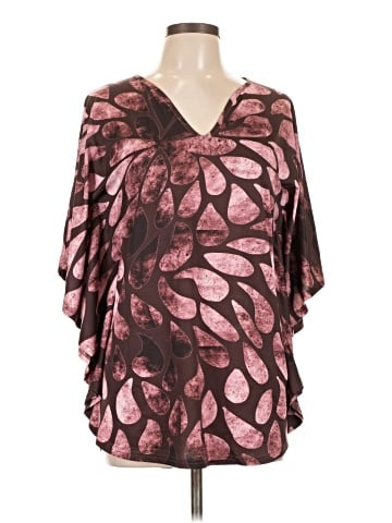 Lily by Firmiana Poncho (view 1)