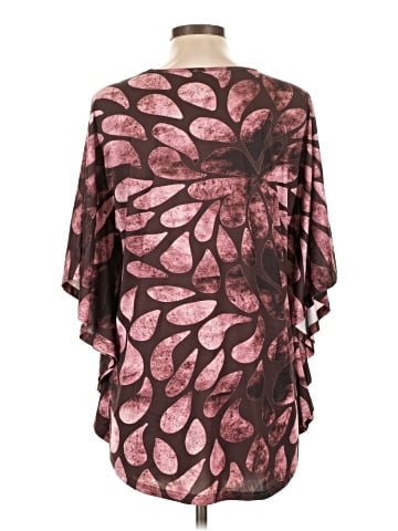 Lily by Firmiana Poncho (view 2)