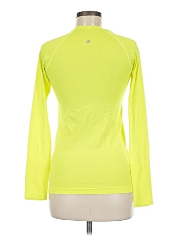 Lululemon Athletica Long Sleeve T-Shirt (view 2)