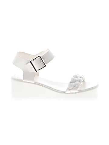 Forever 21 Sandals (view 1)