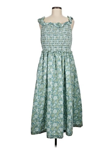Crown & Ivy Casual Dress (view 1)